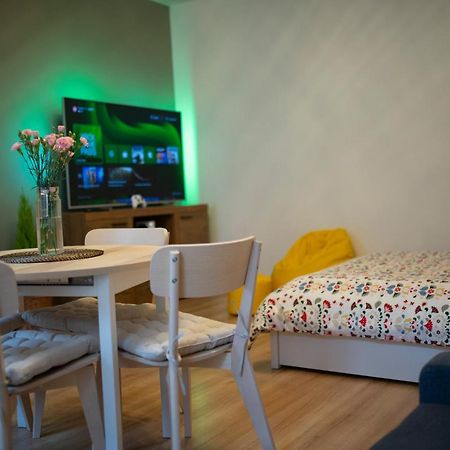 Wood Apartment Катовице Экстерьер фото