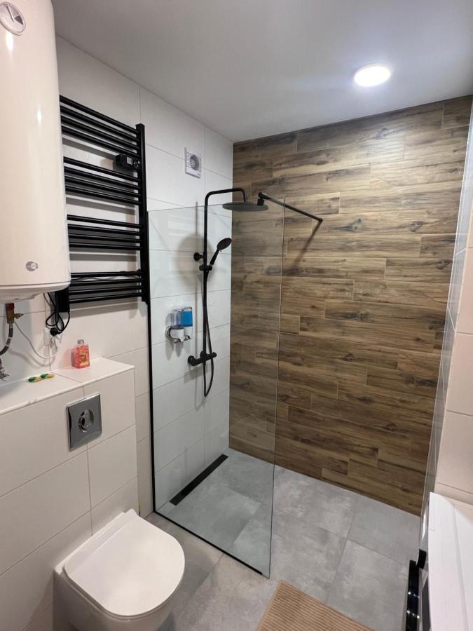 Wood Apartment Катовице Экстерьер фото