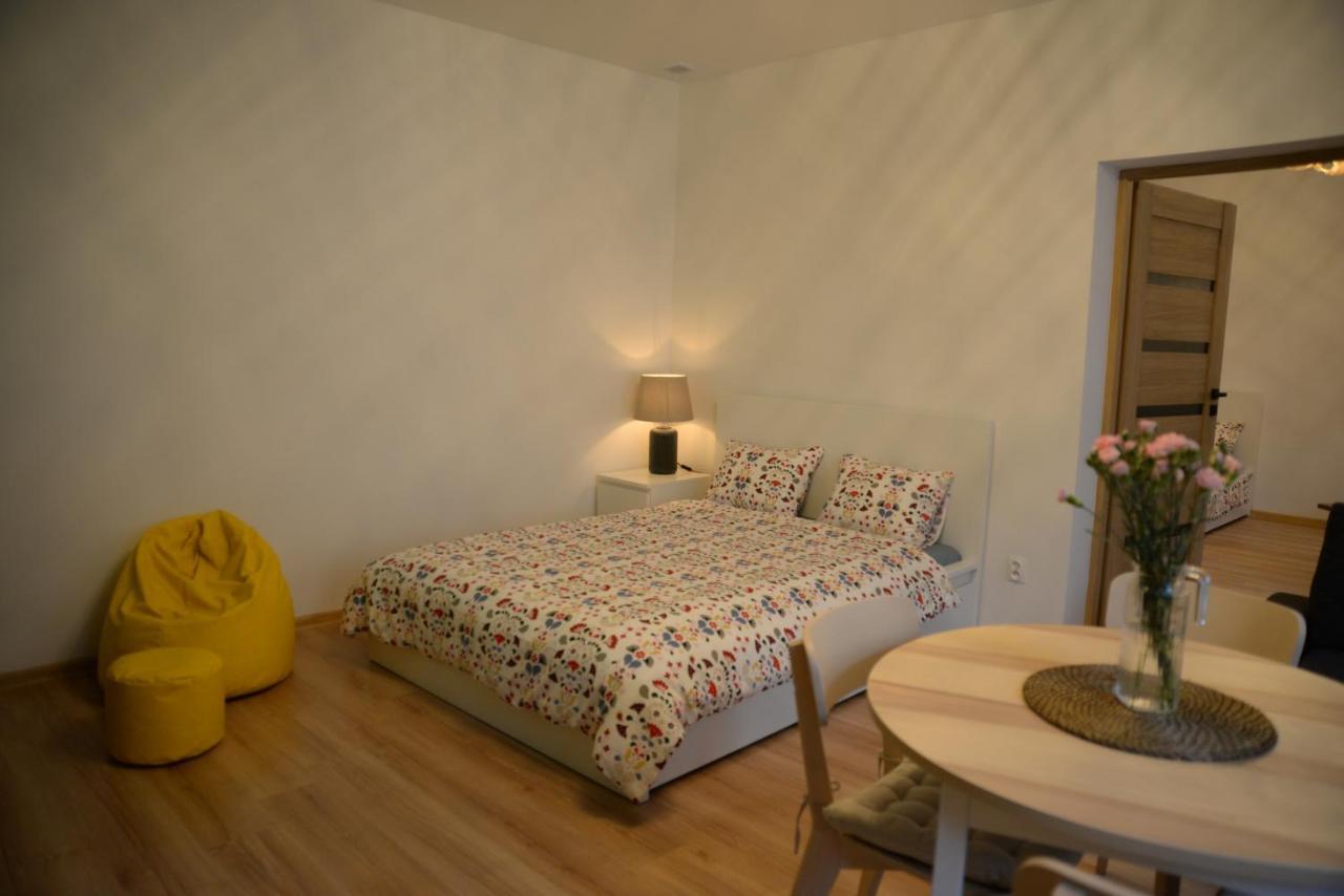 Wood Apartment Катовице Экстерьер фото